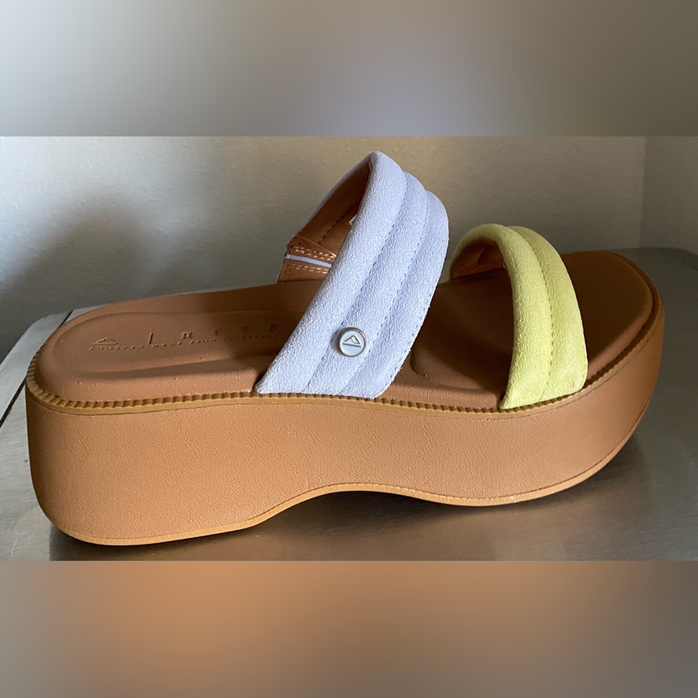 REEF ..Stylish Women's Platform Sandals in 
Lavender and yellow - Picture 14 of 16